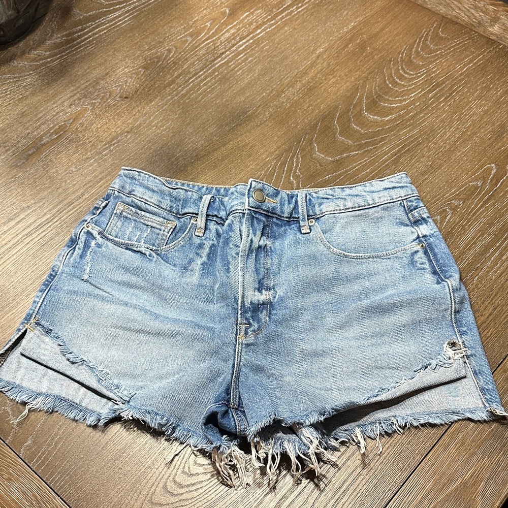Good American Light Blue Frayed Jean Shorts